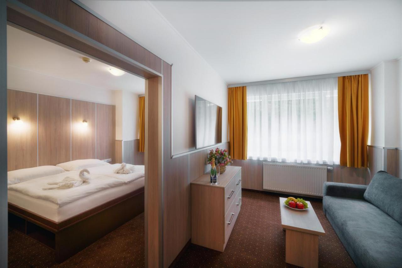 Wellness Hotel Green Paradise Brezova  Exterior photo