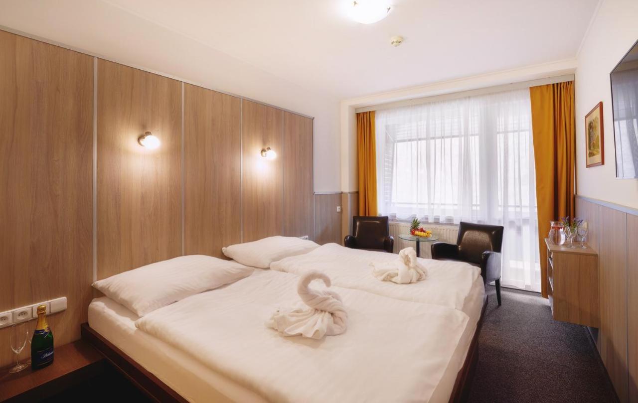 Wellness Hotel Green Paradise Brezova  Exterior photo
