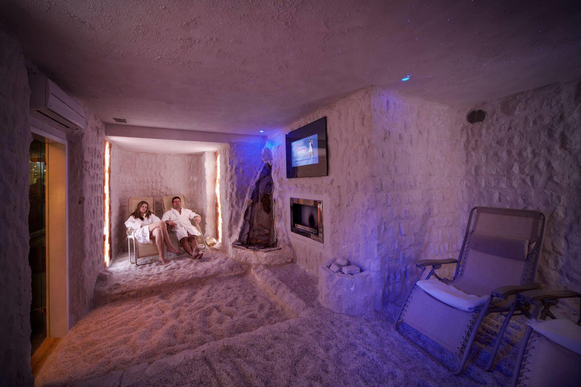 Wellness Hotel Green Paradise Brezova  Exterior photo